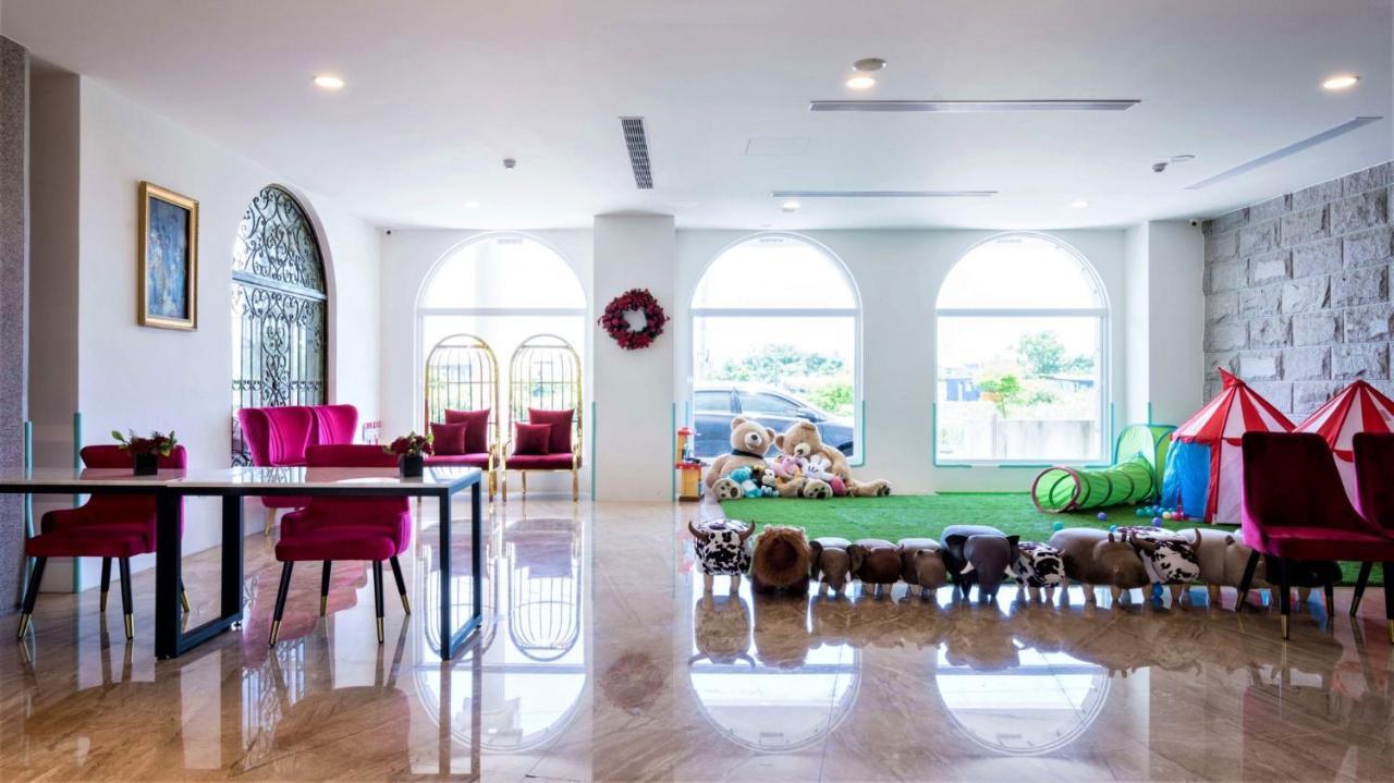 The White Paris Otel Jiaoxi Dış mekan fotoğraf